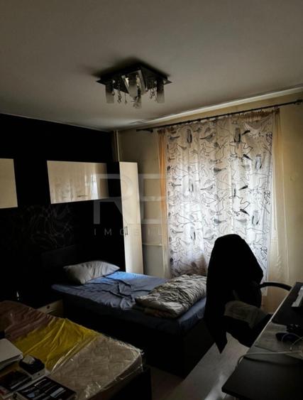 Apartament 3 camere, decomandat/ Drumul Taberei