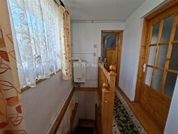 Apartament 3 camere la casa curte pivnita parcare zona Centrala - 17