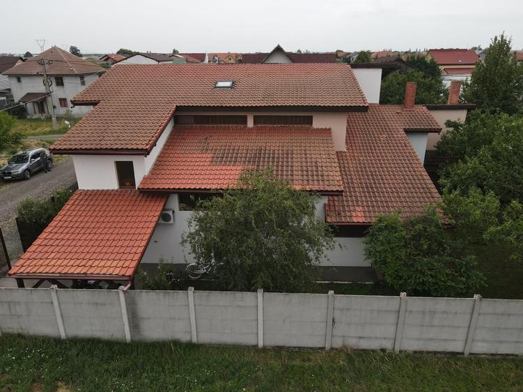 Duplex de Vânzare 152 mp utili + 455 mp teren Locație Excelentă!