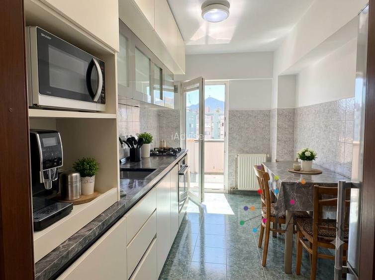 Apartament 3 camere, 2 băi, 2 balcoane – Str. Zorilor, Brașov - 2