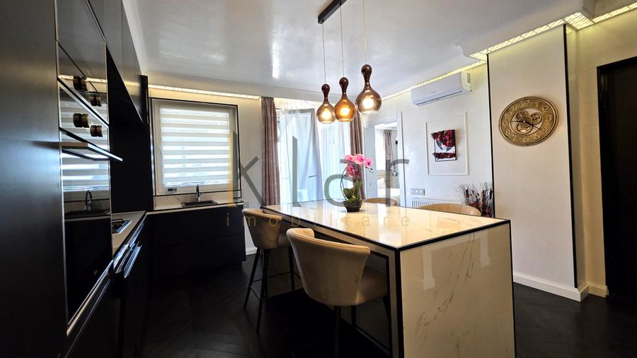 Apartament 3 camere LUX 76mp,balcon,parcare,Centru, zona NTT