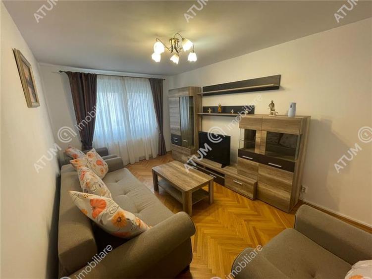 Apartament 3 camere decomandate si balcon in zona Vasile Aaron Sibiu