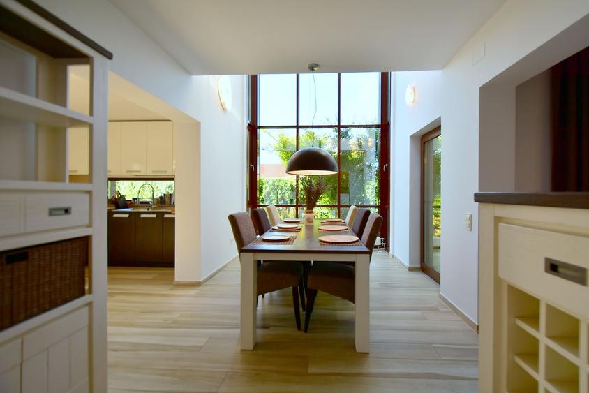 Casa moderna langa padure | Liniste, confort si locatie