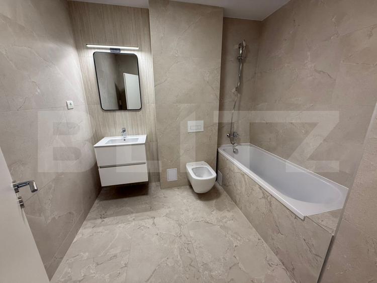 Apartament 3 camere,71,52mp utili,decomandat,Cal. Aradului,loc de parcare inclus