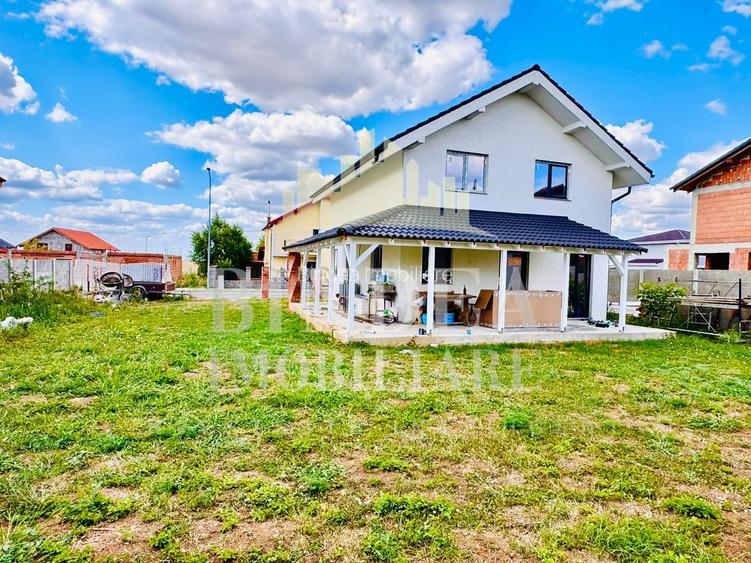 Casa individuala P+M, 4 camere in Giarmata- Cartierul Primaverii
