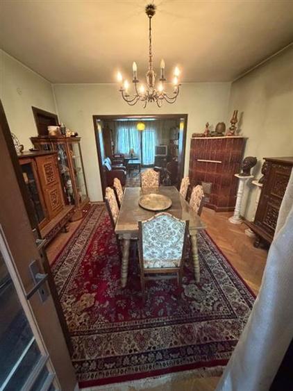 Piata Romana, apartament 3 camere, garaj in proprietate, eajul 2/3