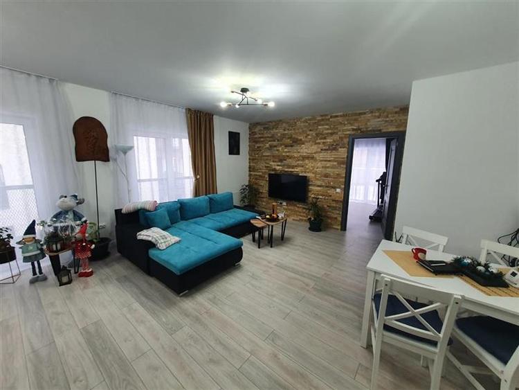 Vanzare apartament 3 camere de LUX cu gradina de 120 mp, zona Auchan Iris, Cluj-