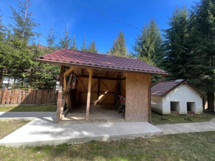 REFUGIU DIN INIMA NATURII, CASĂ DE VÂNZARE, 144mp COMANDĂU/ COVASNA