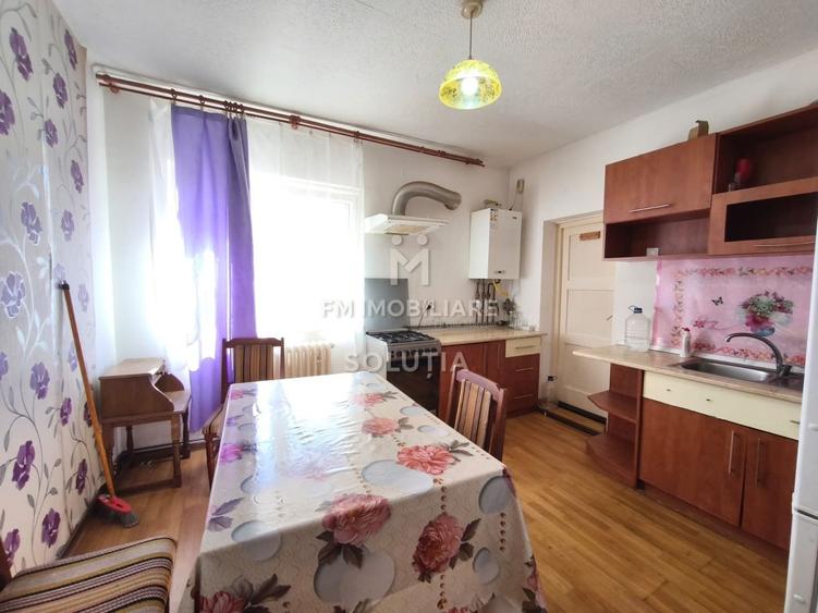 Parte de casă de închiriat | zona Horea | 2 camere | Loc de parcare