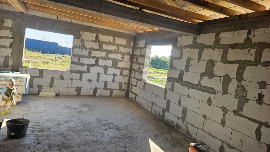 Casă în construcție de vânzare, 124 mp, zona Nord