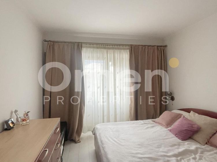 Vând apartament 3 camere | Zonă centrală