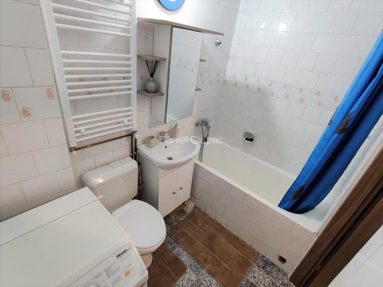 PROPRIETAR Inchiriez Ap 2 camere decomandate in Complex, mobilat, centrala,clima - 7