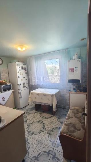 Apartament cu 2 camere decomandat, zona Mircea cel Batran - 2
