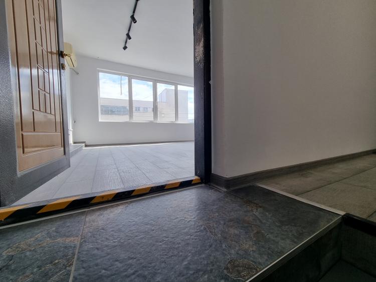 Zona Centrală- spațiu comercial/birou- 70 mp utili- totul nou