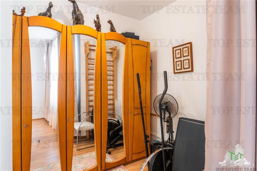 Vila 5 camere, Pasarea, Branesti cu piscina