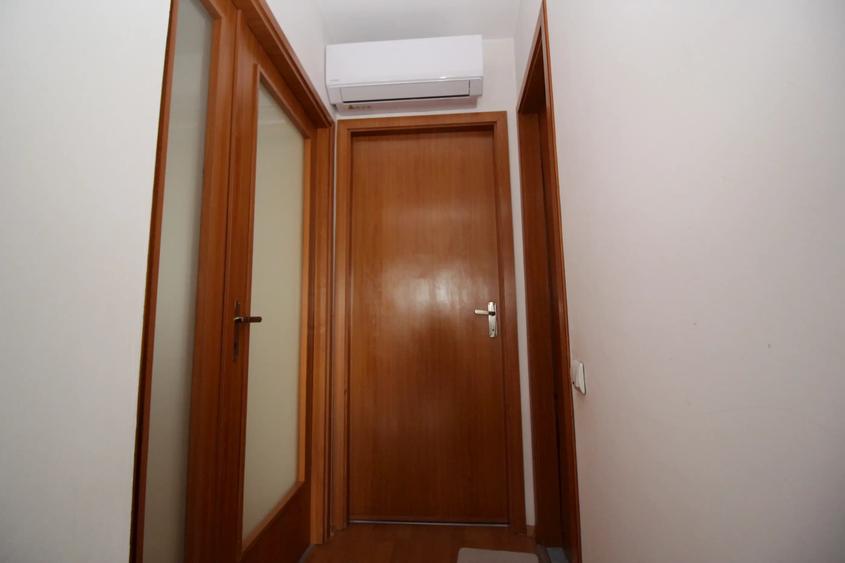 3 camere de 85 mp, cu centrală termică proprie, metrou Crângași la  10 minute