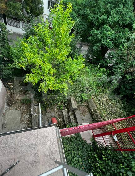 Apartament 2 camere, 74 mp, renovabil, zona Ultracentral