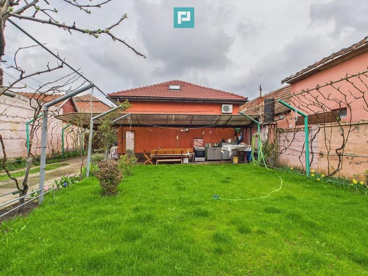 Casă individuală pe un nivel în zona Mehala