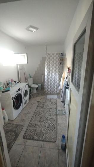 Casa Km 4-5 doua familii