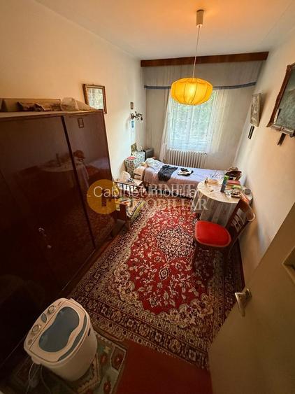 PODU ROS - SCOALA OTILIA CAZIMIR - 4 CAMERE - ETAJUL 2 - FARA RISC - 4