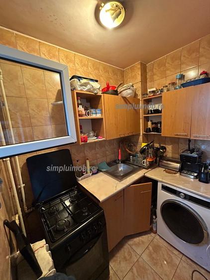 Mobilat decomandat 2 camere Berceni Emil Racovita