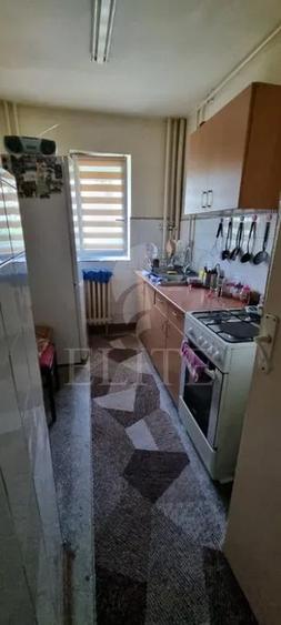 Apartament 3 camere în zona MANASTUR