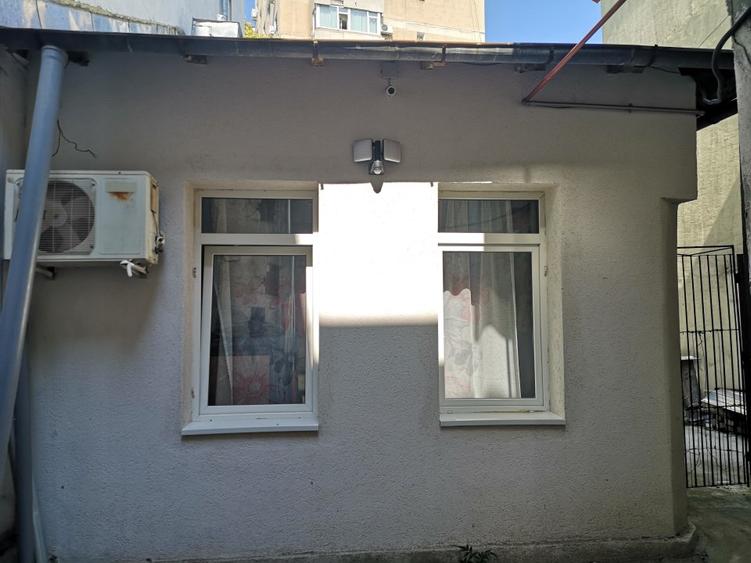 Polona-A Vlaicu, pe str. Paul Greceanu, langa Metrou A Vlaicu,