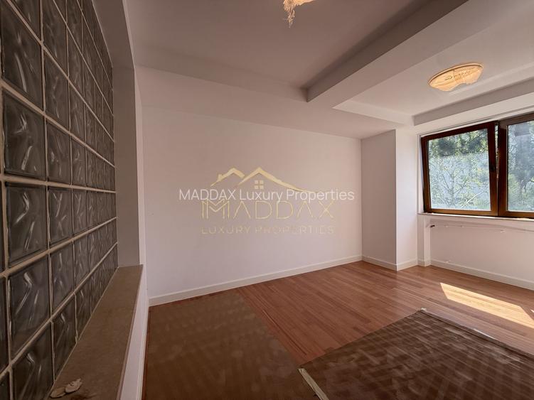 Vila Premium *800mp* // teren *963mp* / garaj cu 6 locuri* // Iancu Nicolae