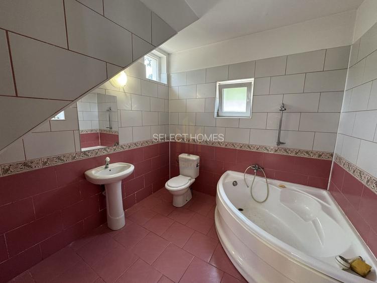 Casa cu 7 camere de vanzare in zona *Regie-Belvedere* - 3