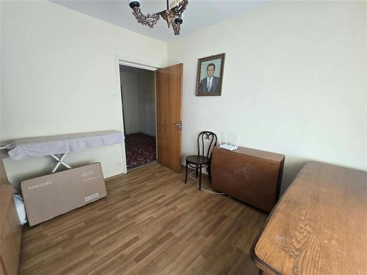 AP.4 CAM DECOM 2 BAI COLENTINA PARC PLUMBUITA