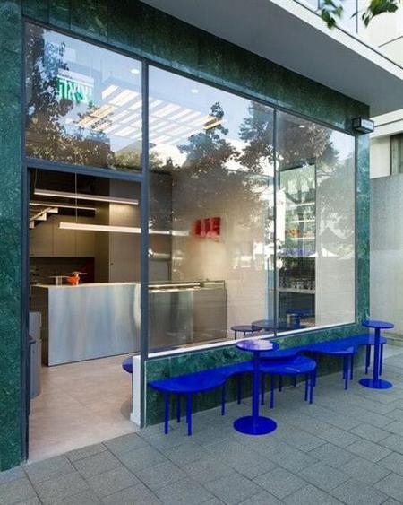 Spatiu Comercial Nicolina La Bulevard