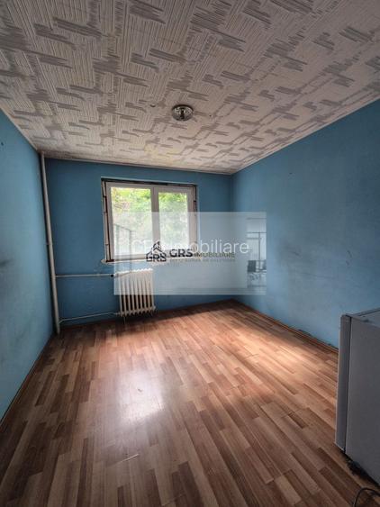 Apartament 4 Camere, 63mp, Piata Salajan, Sector 3 - 5
