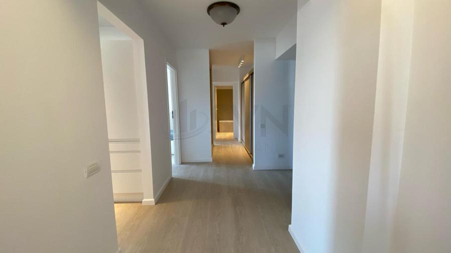 REA1018235 Apartament 4 camere de Inchiriat Parcare Alba Iulia
