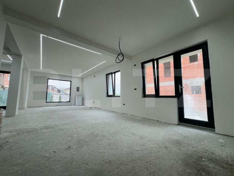 Casa de vanzare cu 5 camere, 135 mp utili si 388 mp teren, zona carpenului!