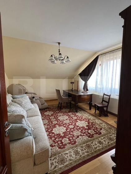 Casă modernă, 4 dormitoare, 300 mp, zona Burdea