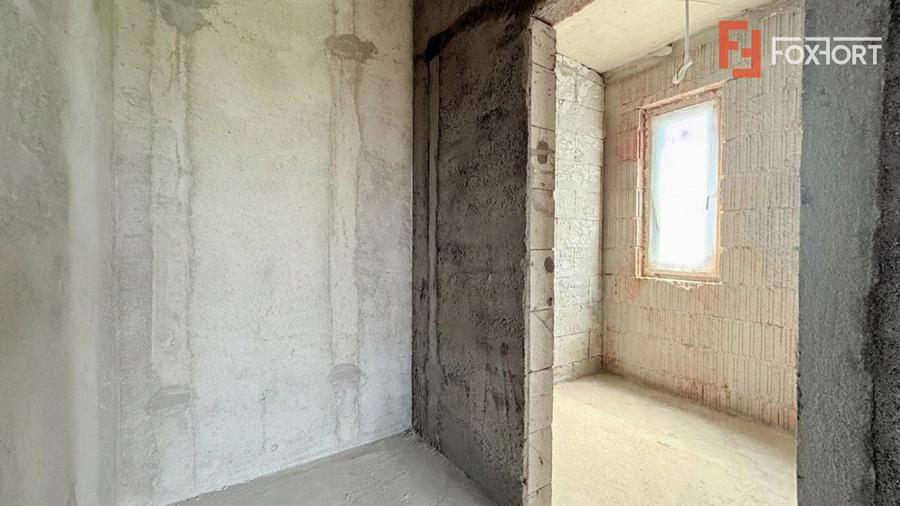 Apartament de vanzare cu 3 camere + 2 locuri de parcare - Drumul Boilor