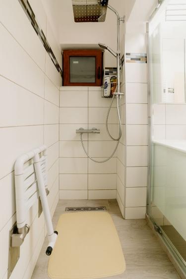 Apartament 2 camere | 65 mp | Complet renovat | Mobilat & utilat | Bloc