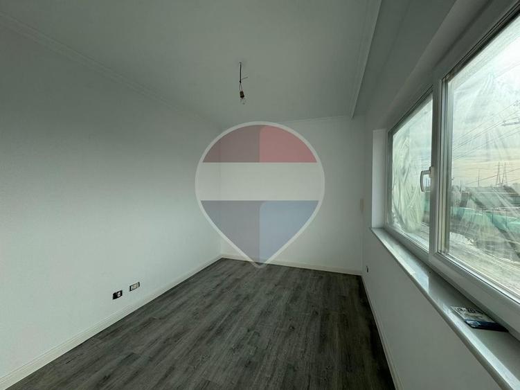 Casă cu o terasa spectaculoasa tip rooftop 5camere - cartier Gai Arad