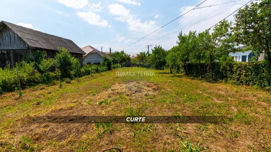 Casa si teren de vazare in Miresu Mare, oferta speciala - 14
