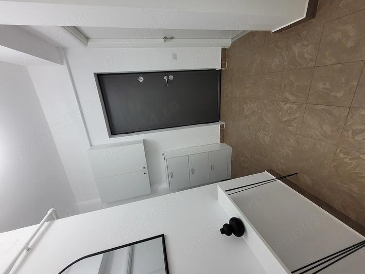 Ap 2 camere in vila . Centrala, AC. Aproape de metrou. Renovat + boxa depozitare