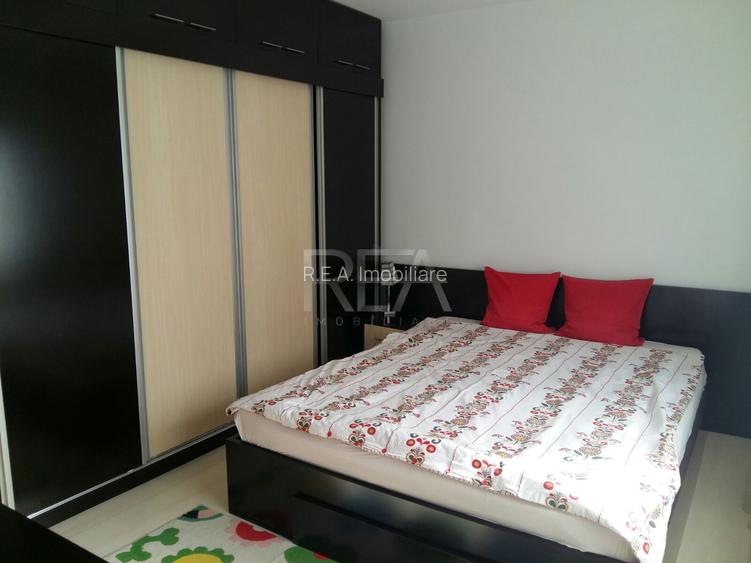 2 camere, et 5/8, anvelopat, bloc 1989, 57,30 mp-13 Septembrie, Prosper