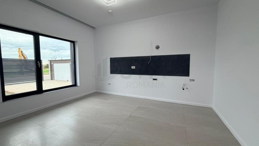 REV2005572 Vila moderna tip duplex I Complex Serenity