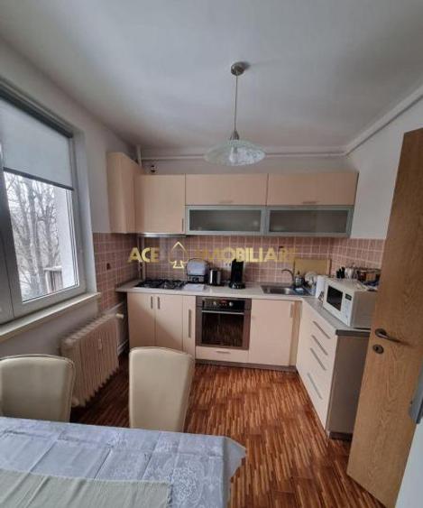 2 Camere de inchiriat | Berceni | Metrou | Parcare