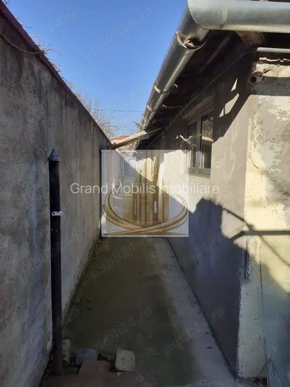 Casa de vanzare 3 apartamente zona Lipovei