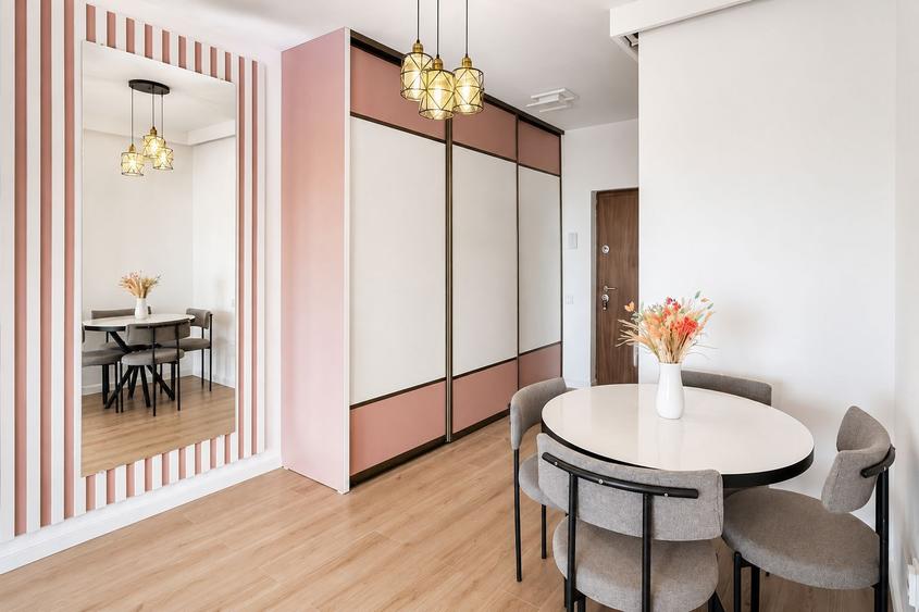 Apartament 2 camere, finisat, parcare, str Avram Iancu Floresti