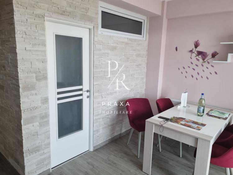 Apartament de 3 camere, 55 mp, terasa de 25, parcare, zona Vivo!