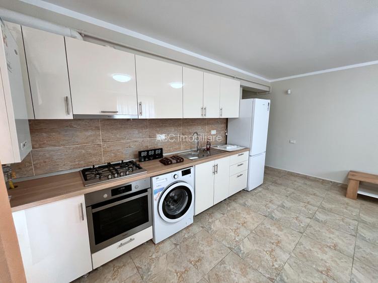 Apartament 3 camere renovat complet cu garaj Valea Garboului - 10
