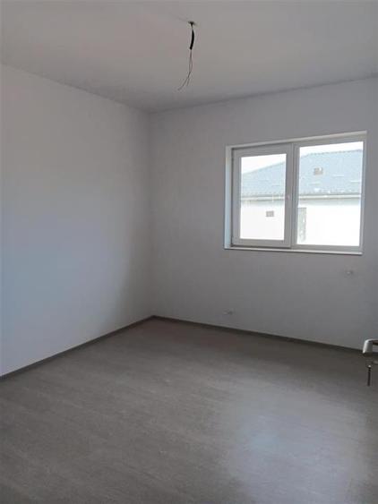 Visani, APARTAMENT 4CD la casa cu teren si toate utilitatile