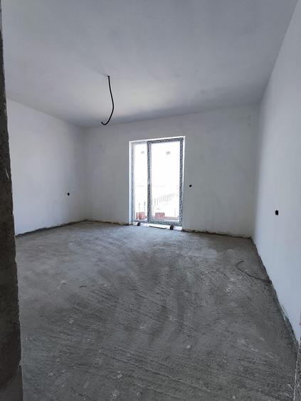 FARA COMISIOANE in Bacu casa cu 5 camere 2 bai P+1+pod terasa finisaje la cheie