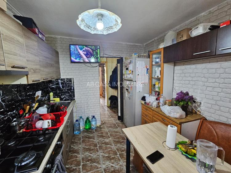 Ap 4 cam, dec, 2 băi cu geam, 2 balcoane, etaj 1, Timișoara, Shopping City - 3